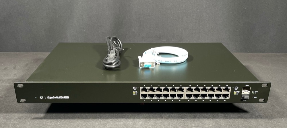 Коммутатор Ubiquiti ES-24-500W — фото 1