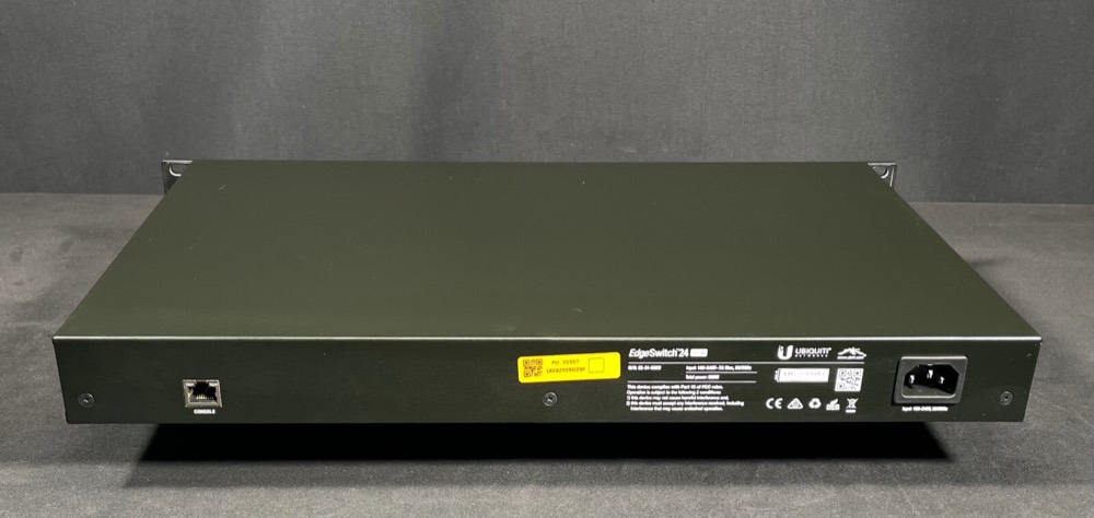 Коммутатор Ubiquiti ES-24-500W — фото 3
