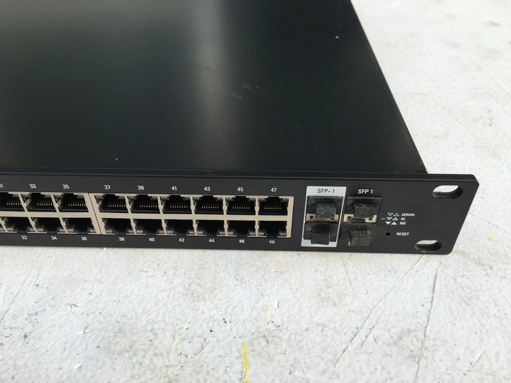 Коммутатор Ubiquiti ES-48-500W — фото 3