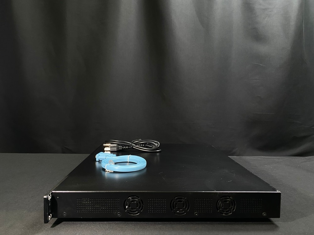 Коммутатор Ubiquiti ES-48-750W — фото 2