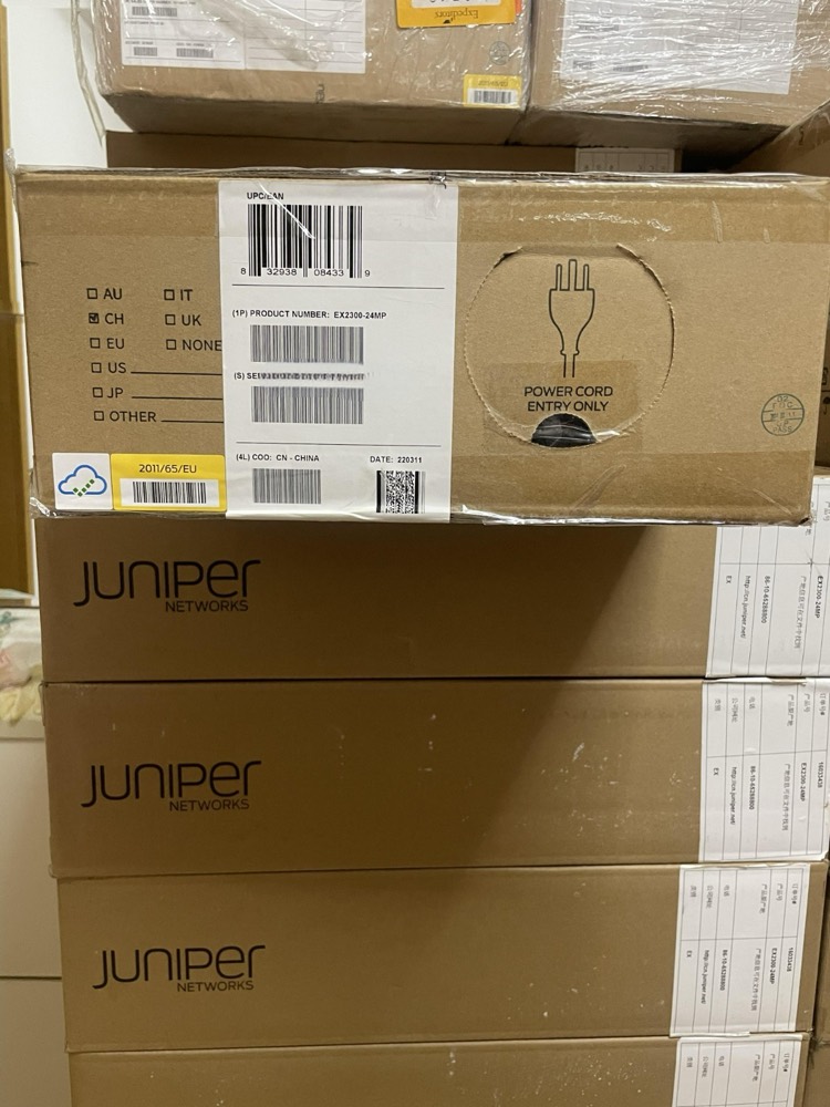 Коммутатор Juniper EX2300-24MP — фото 2