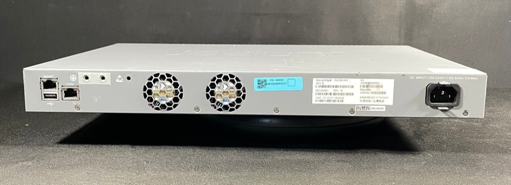 Коммутатор Juniper EX2300-48P — фото 3