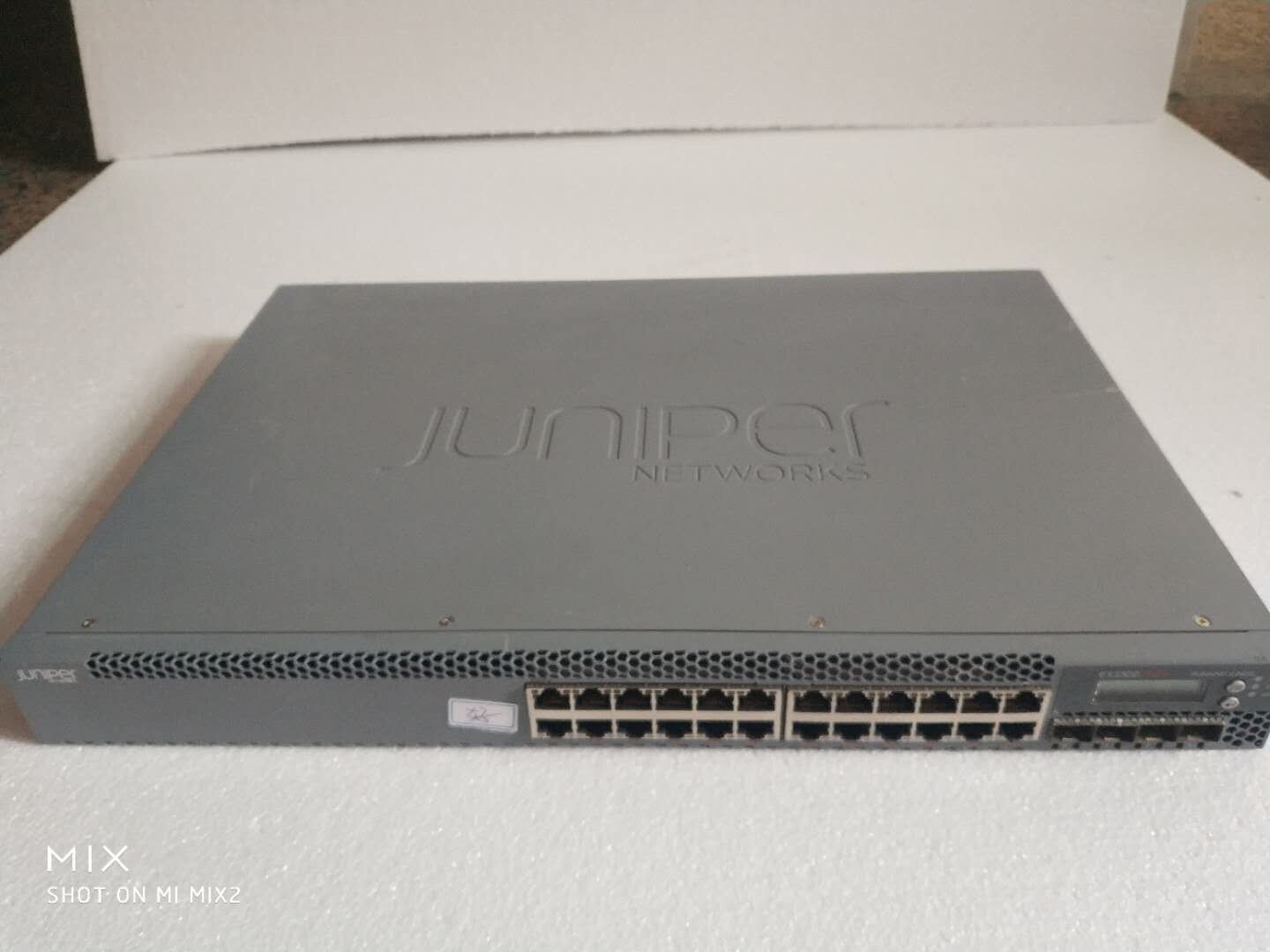 Коммутатор Juniper EX3300-24P — фото 1