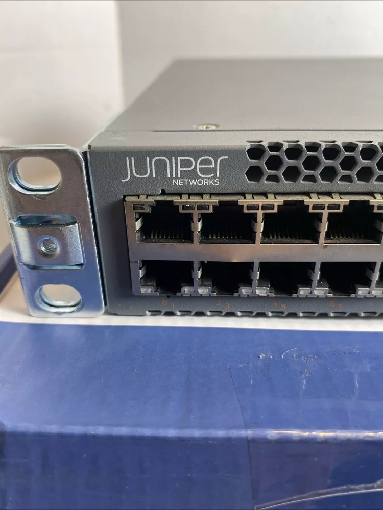 Коммутатор Juniper EX3300-48P — фото 2