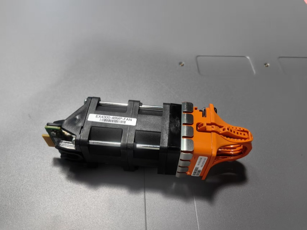 Вентилятор Juniper EX4300-48MP-FAN — фото 1