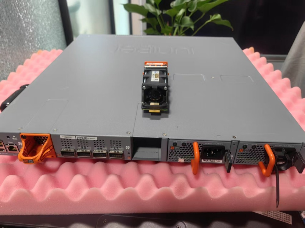 Вентилятор Juniper EX4300-48MP-FAN — фото 3