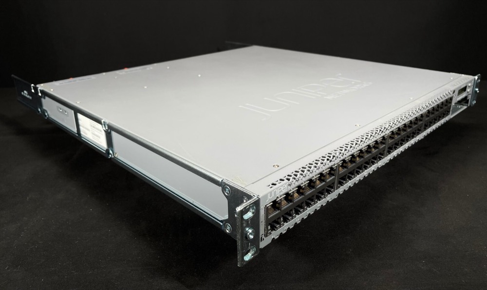 Коммутатор Juniper EX4300-48T-AFO — фото 3