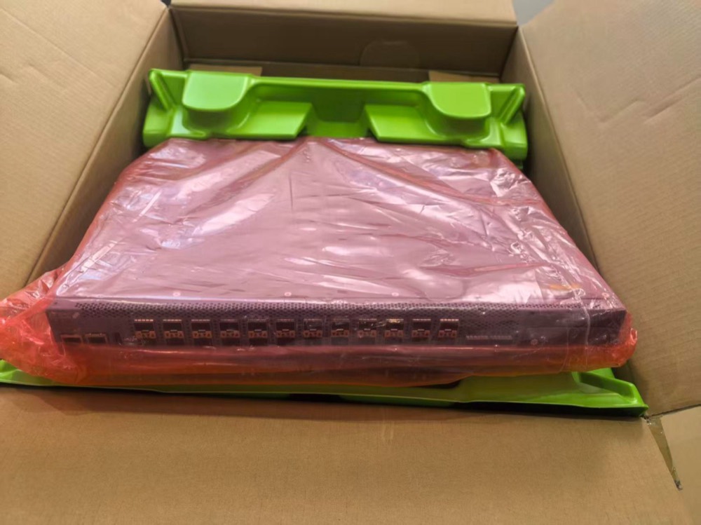Коммутатор Juniper EX4400-24X — фото 4