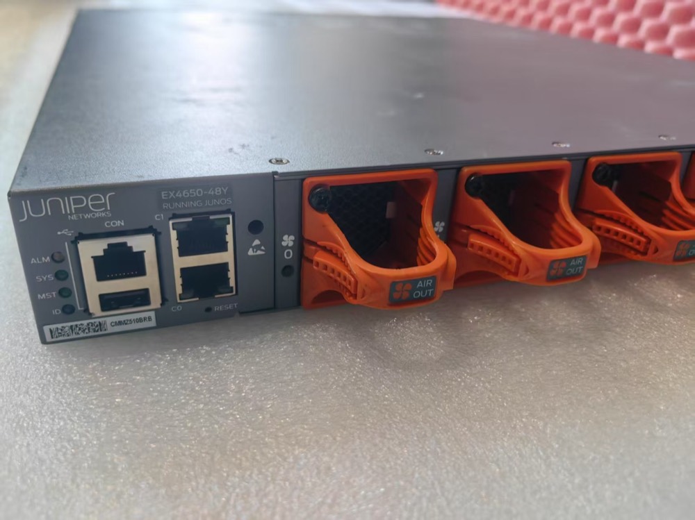 Коммутатор Juniper EX4650-48Y-AFO — фото 4