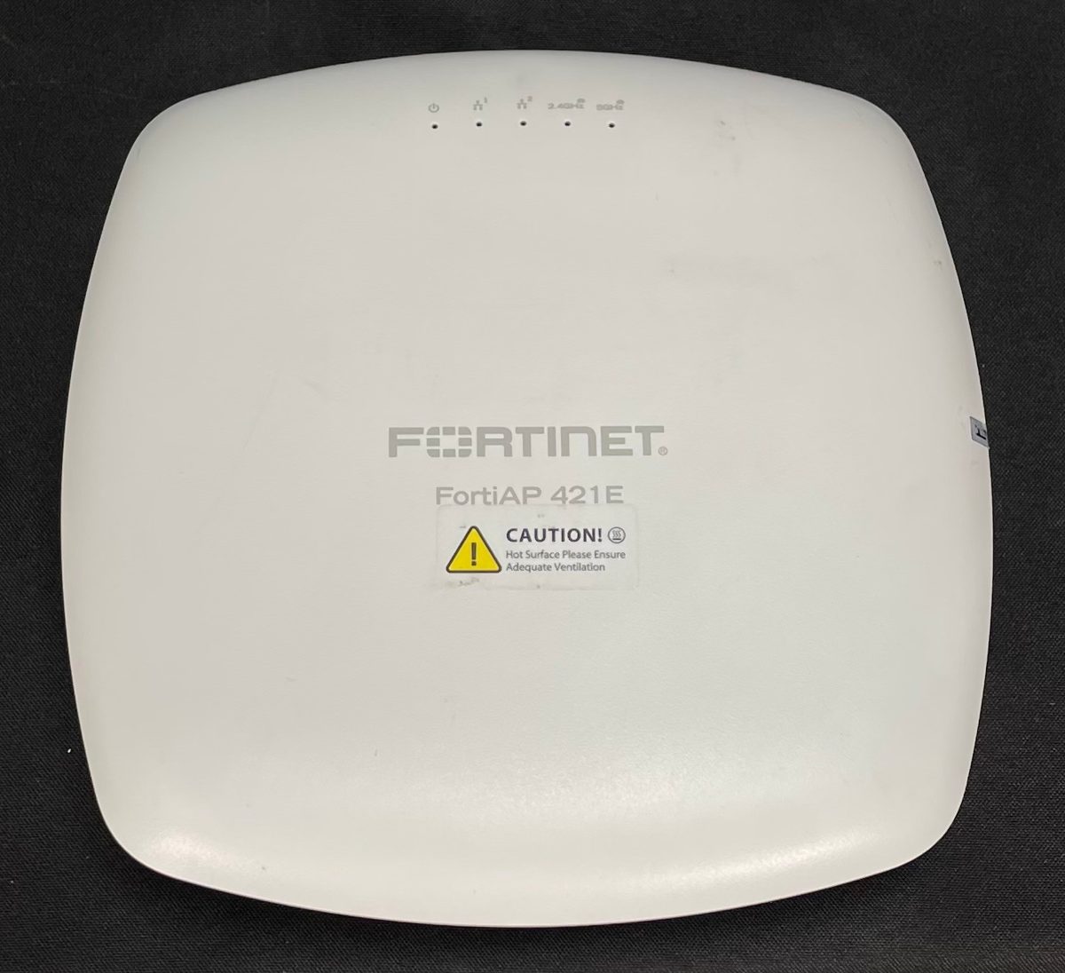 Fortinet FortiAP FAP-421E — точка доступа Wi-Fi 6 — фото 1