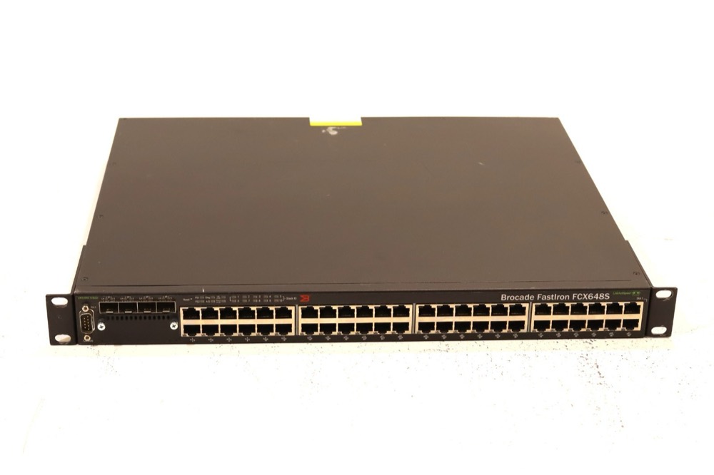 Коммутатор Brocade FastIron FCX648S 48-Port Gigabit Managed Switch W/Ears P/N:80-1002392-06 — фото 1