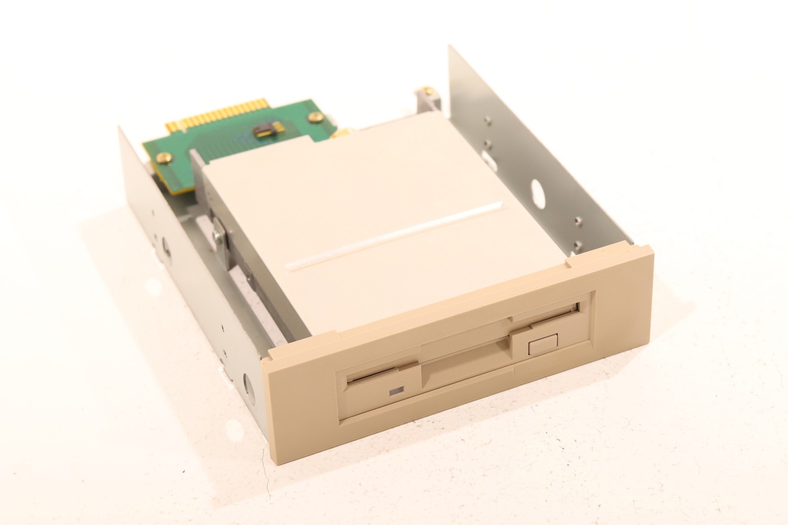 Компонент TEAC FD-235HF 3.5" 1.44MB Internal Floppy Disk Drive P/N: 19307342-53 Tested — фото 1