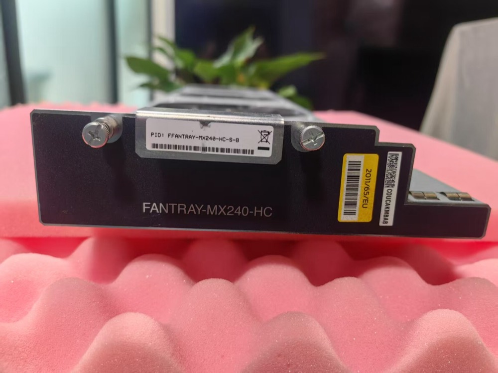 Маршрутизатор Cisco FFANTRAY-MX240-HC-S — фото 1