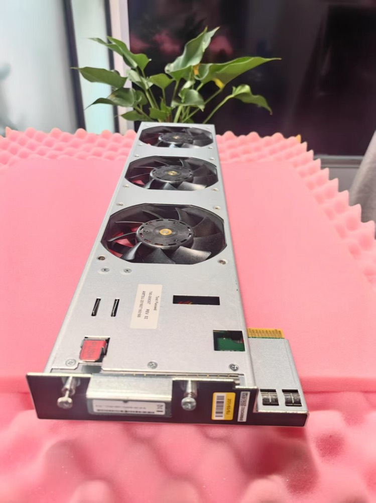 Маршрутизатор Cisco FFANTRAY-MX240-HC-S — фото 2