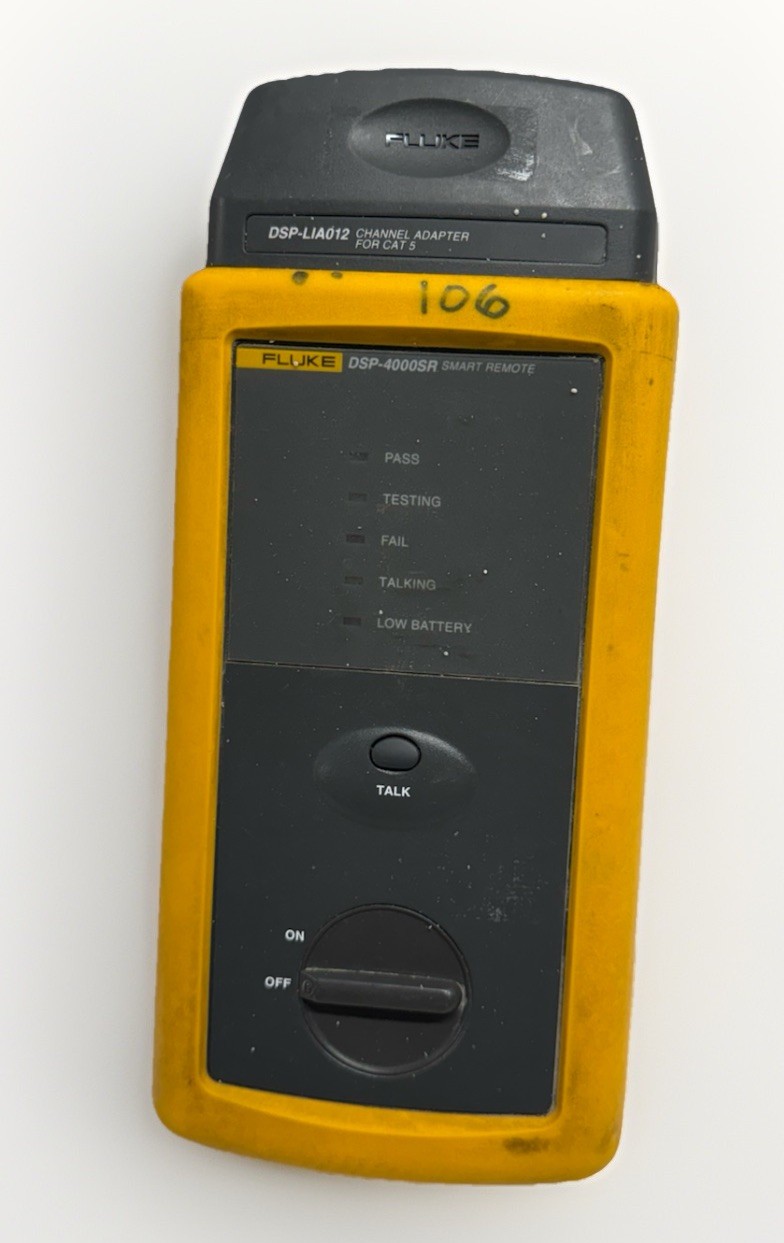 Кабельный тестер Fluke DSP-4000SR — фото 1