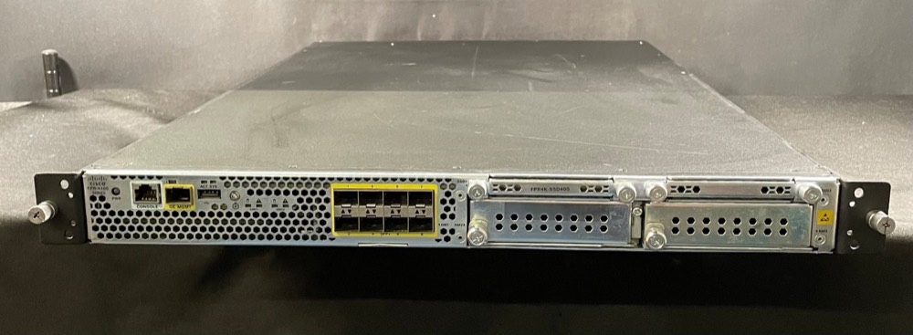 Устройство безопасности Cisco FPR4000 — фото 1