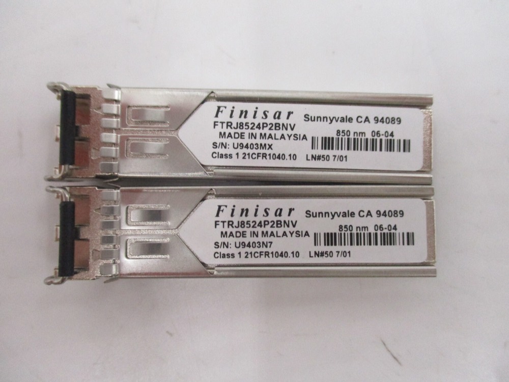 Трансивер Lot of 2 Finisar 4Gb SFP Transceiver Module P/N: FTRJ8524P2BNV Tested Working — фото 1