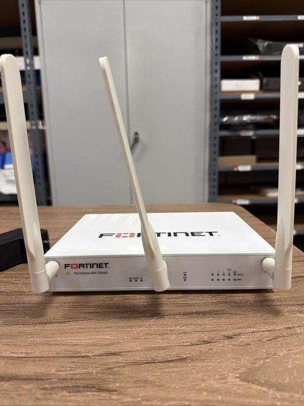 Межсетевой экран Fortinet FortiWiFi FWF-40F — NGFW со встроенным Wi-Fi — фото 1