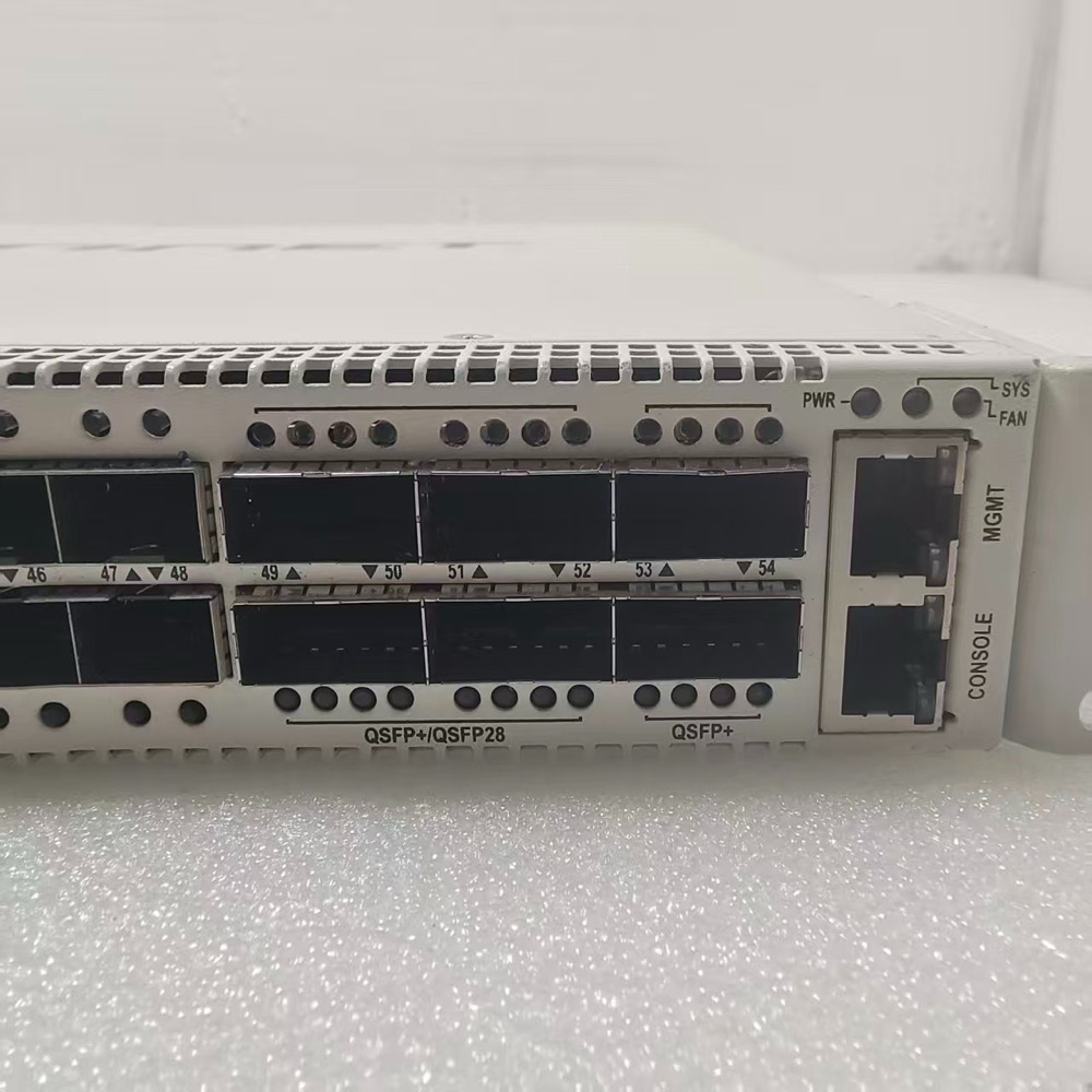 Коммутатор Cisco FortiSwitch-1048E — фото 2
