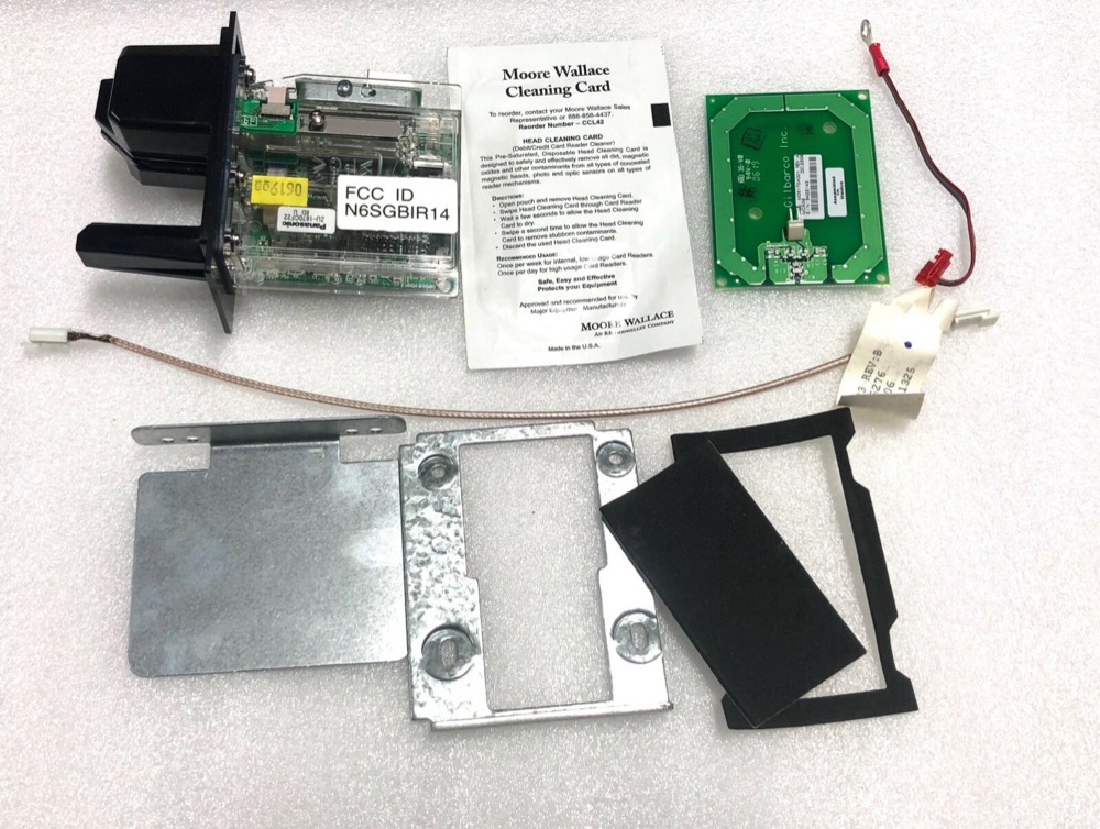 Считыватель GILBARCO GBIR14 M03311A001 CARD READER AND ACCESSORIES — фото 1
