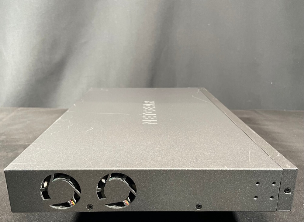 Коммутатор Netgear GS728TPP — фото 3