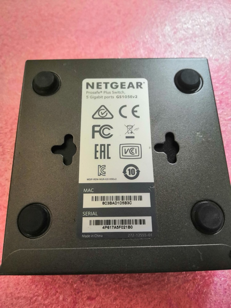 Коммутатор Netgear Gs105E — фото 2