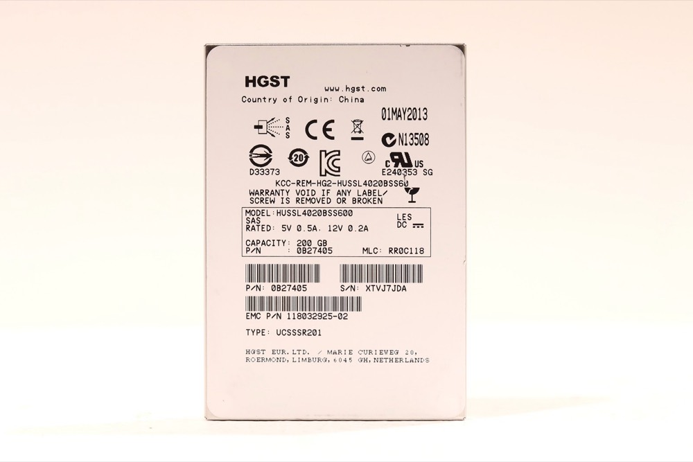 SSD-накопитель EMC HUSSL4020BSS600 200GB 2.5" 6Gb/s SAS Solid State Drive P/N: 118032925-02 — фото 1