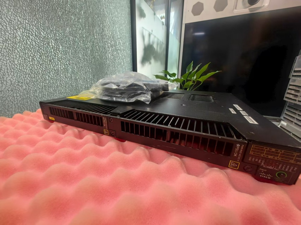 Промышленный коммутатор Cisco IE-5000-12S12P-10G — фото 2