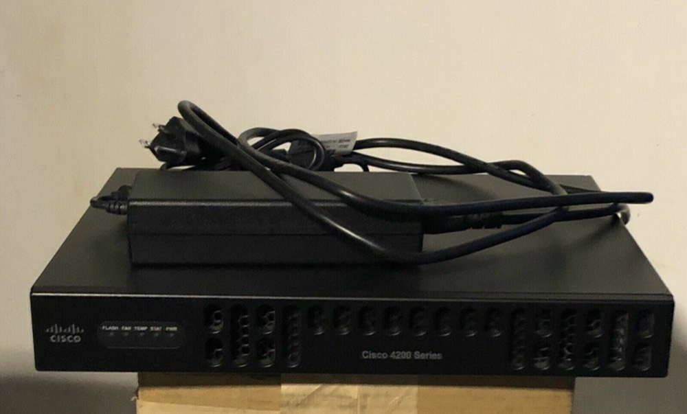 Маршрутизатор Cisco ISR4221-SEC/K9 — фото 1