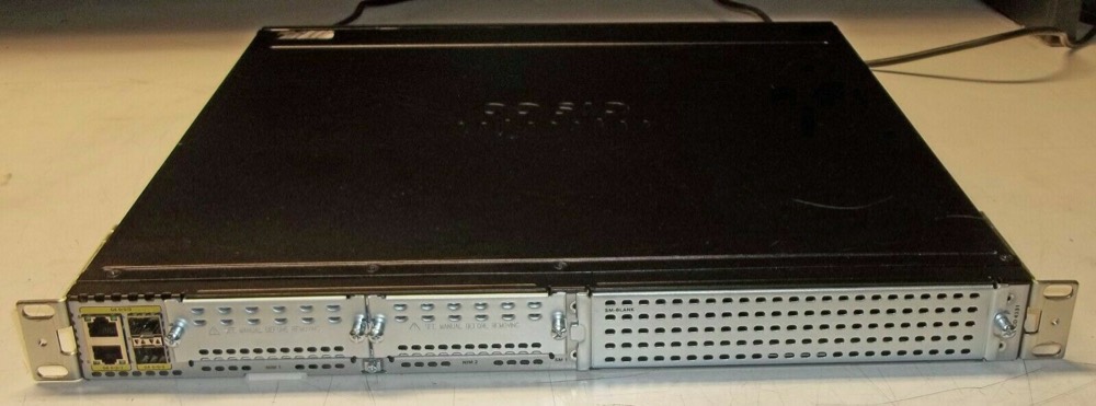 Маршрутизатор Cisco ISR4331-V/K9 — фото 3