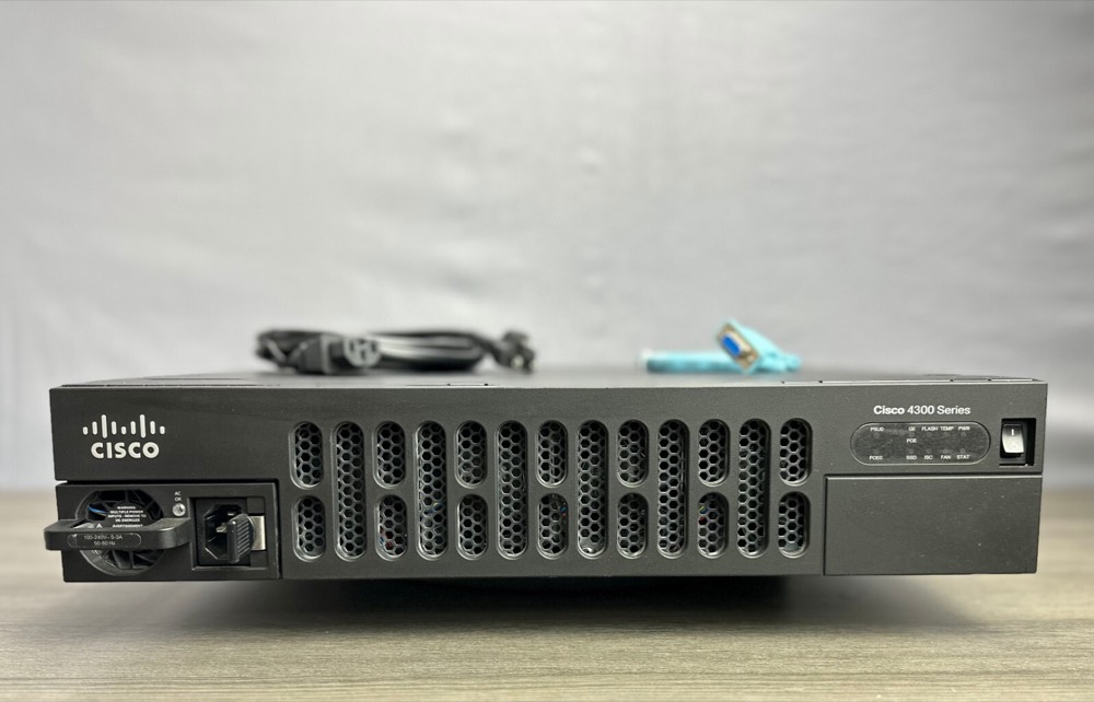 Маршрутизатор Cisco ISR4351-AXV_K9 — фото 1