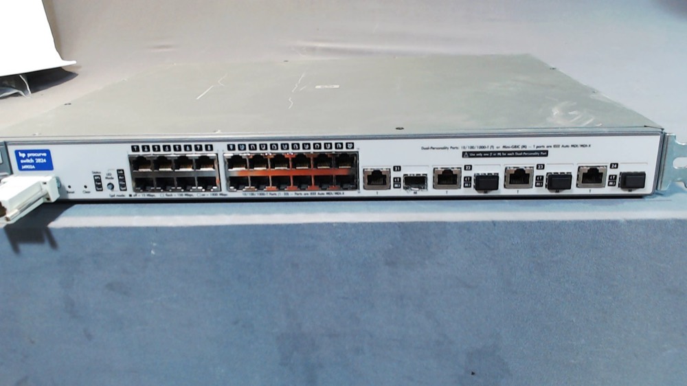 Коммутатор HP - J4903A PROCURVE 2824 — фото 1