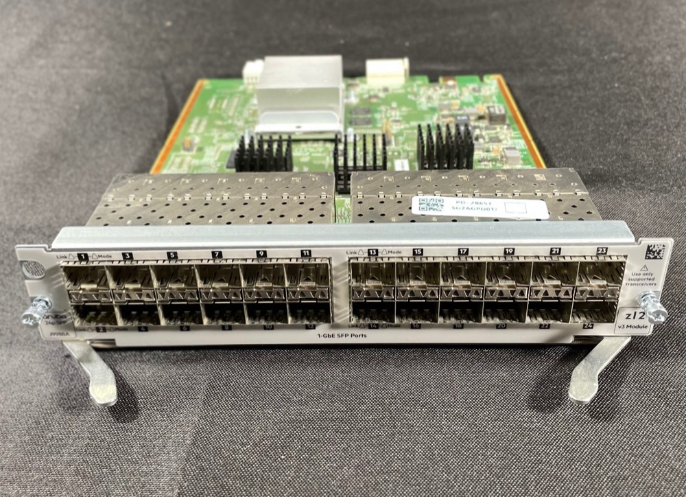Коммутатор HPE J9988A — фото 1