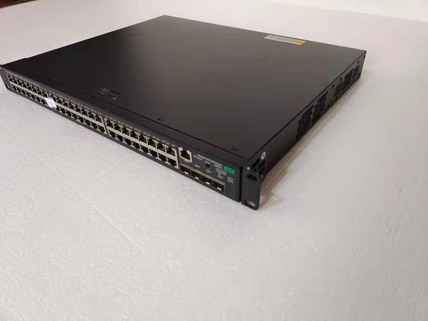 Коммутатор HPE JG937A — фото 2