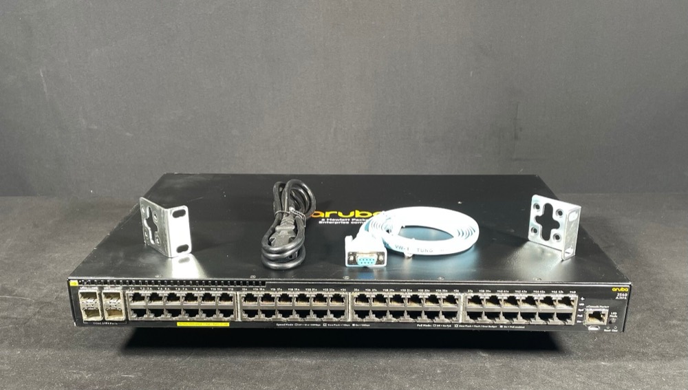 Коммутатор HPE JL357A — фото 1