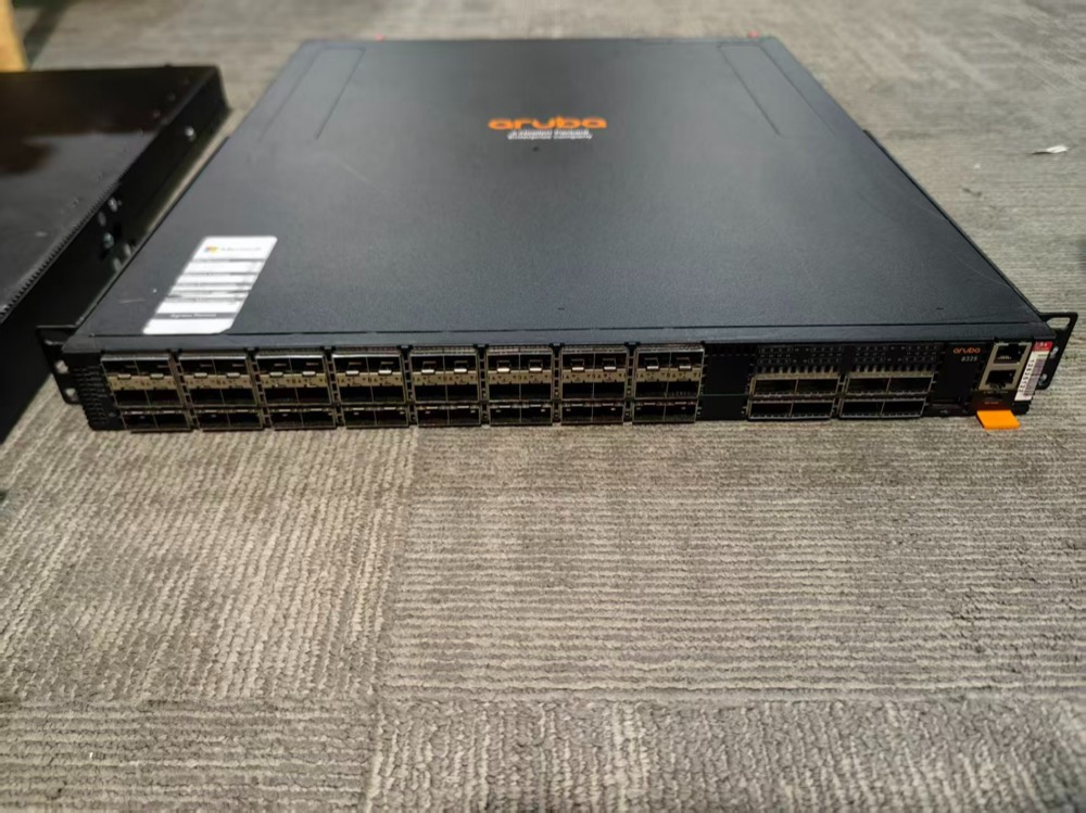 Коммутатор HPE JL635A — фото 1