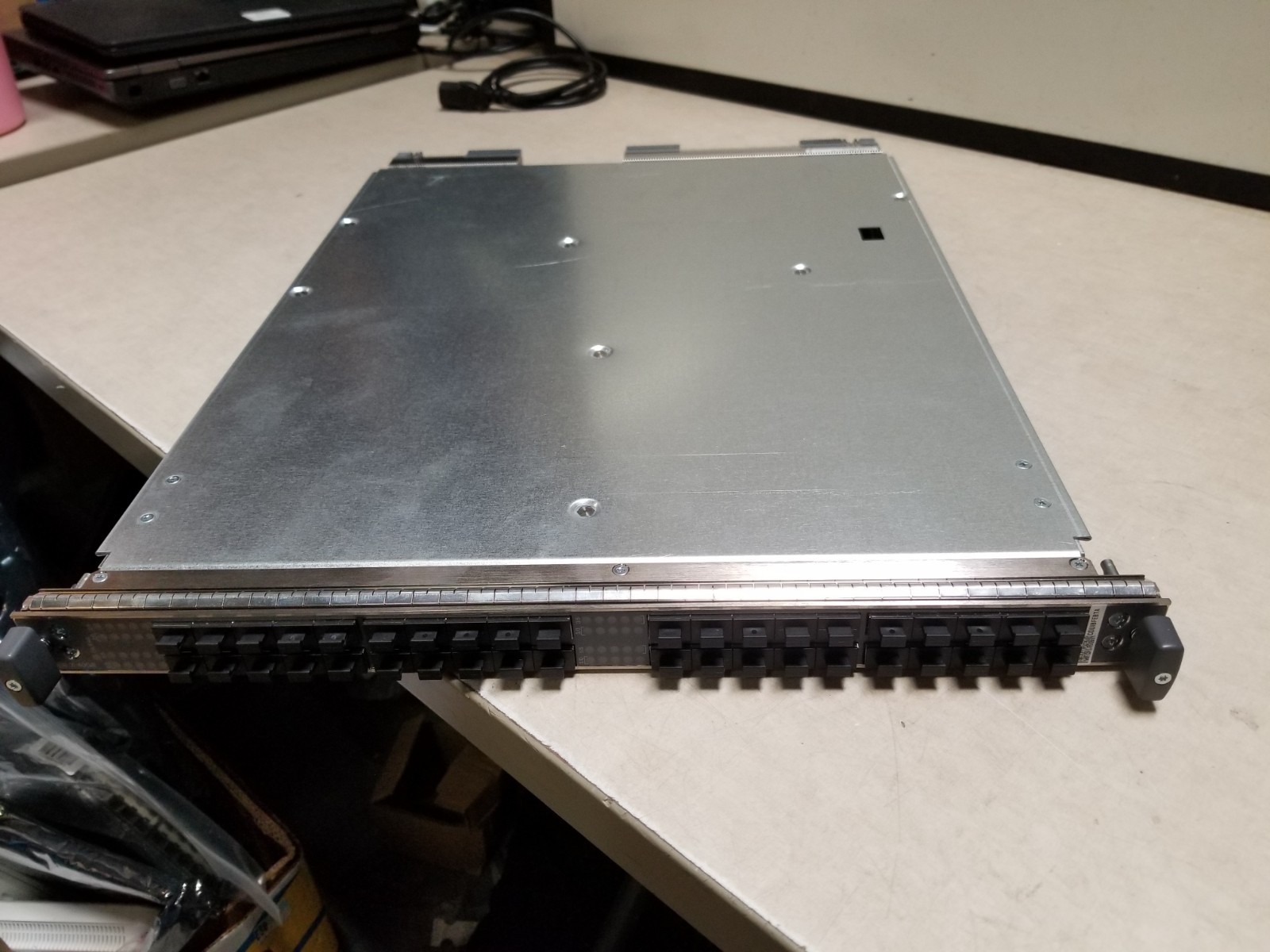 Маршрутизатор Juniper DPCE-X-40GE — фото 1
