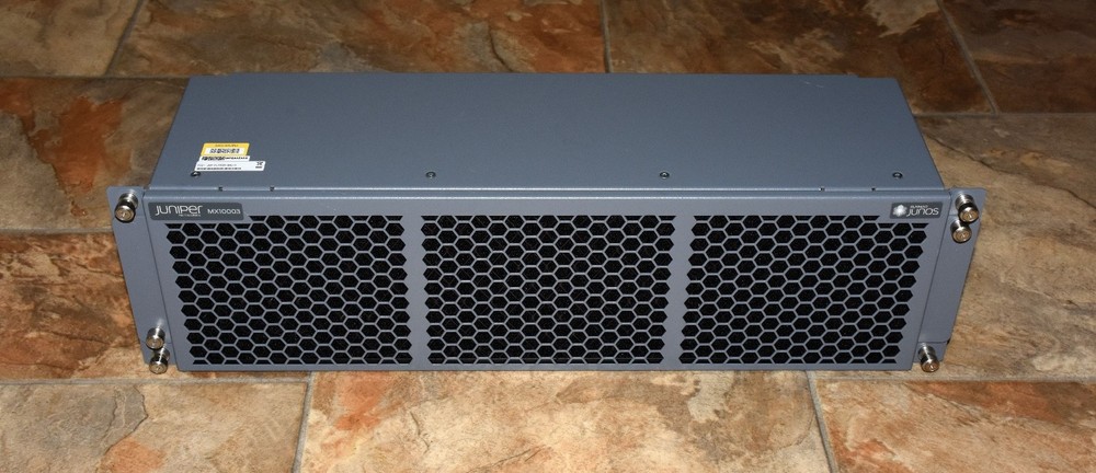 Коммутатор Juniper JNP-FLTRDR-3RU-A — фото 1