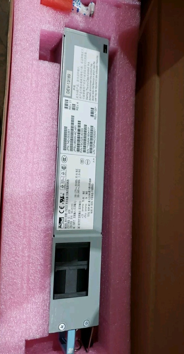 Коммутатор Juniper JPSU-850W-AC-AFI — фото 1