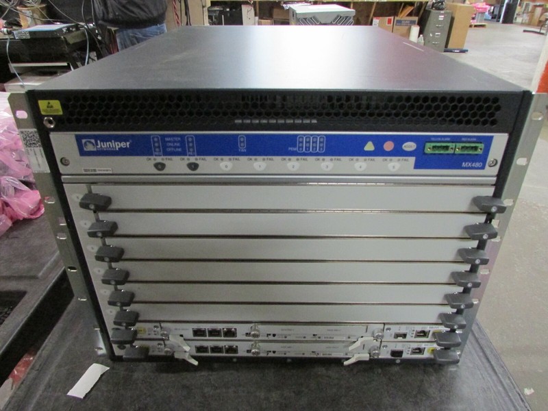 Коммутатор Juniper MX480-PREMIUM2-AC — фото 1
