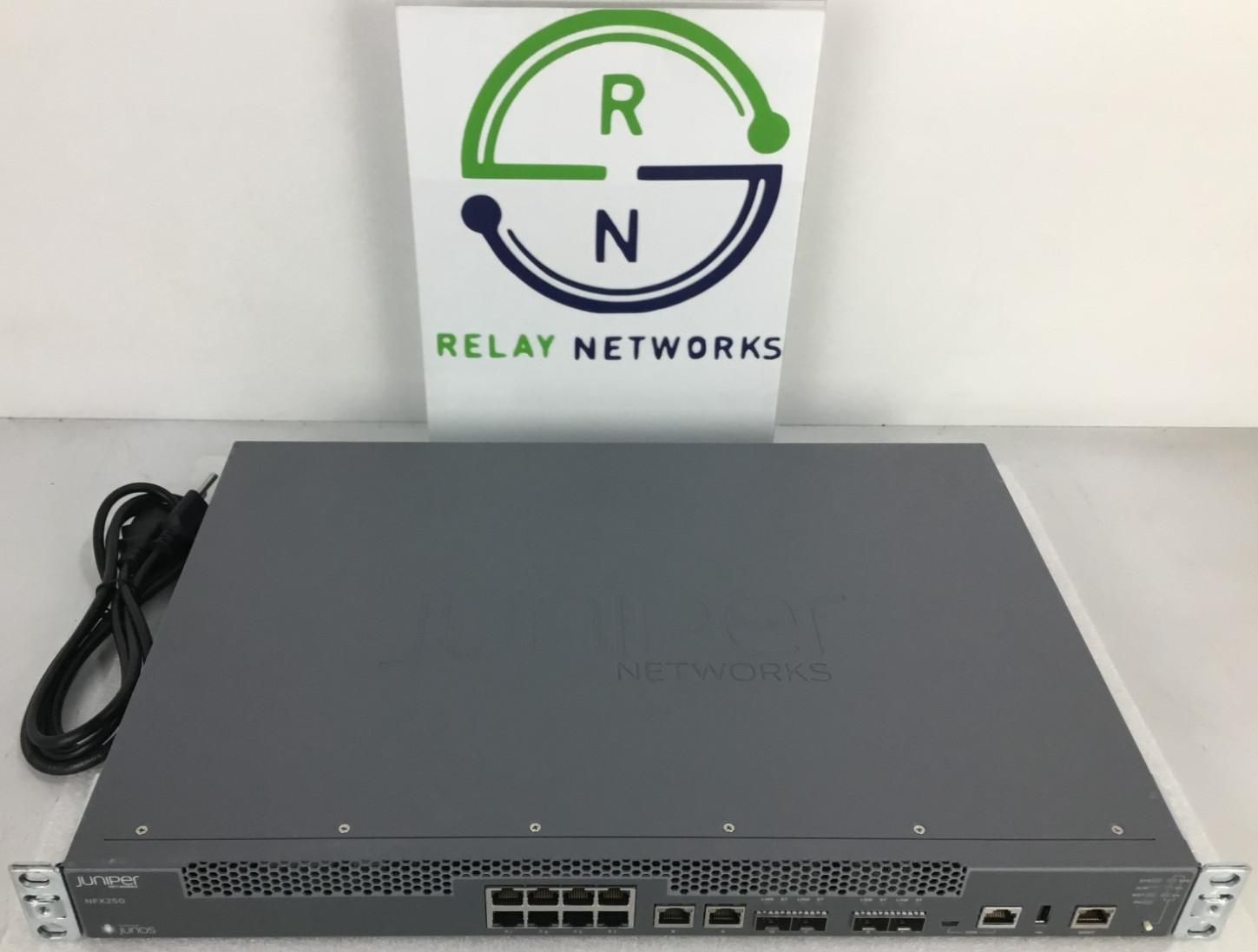 Коммутатор Juniper NFX250-S2 — фото 1