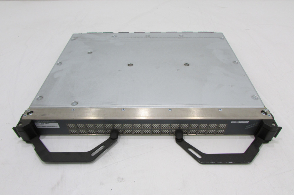 Коммутатор Juniper QFX3008-SR1 — фото 1