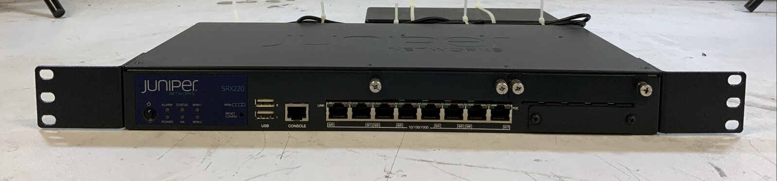 Межсетевой экран Juniper SRX2200H-POE — фото 1