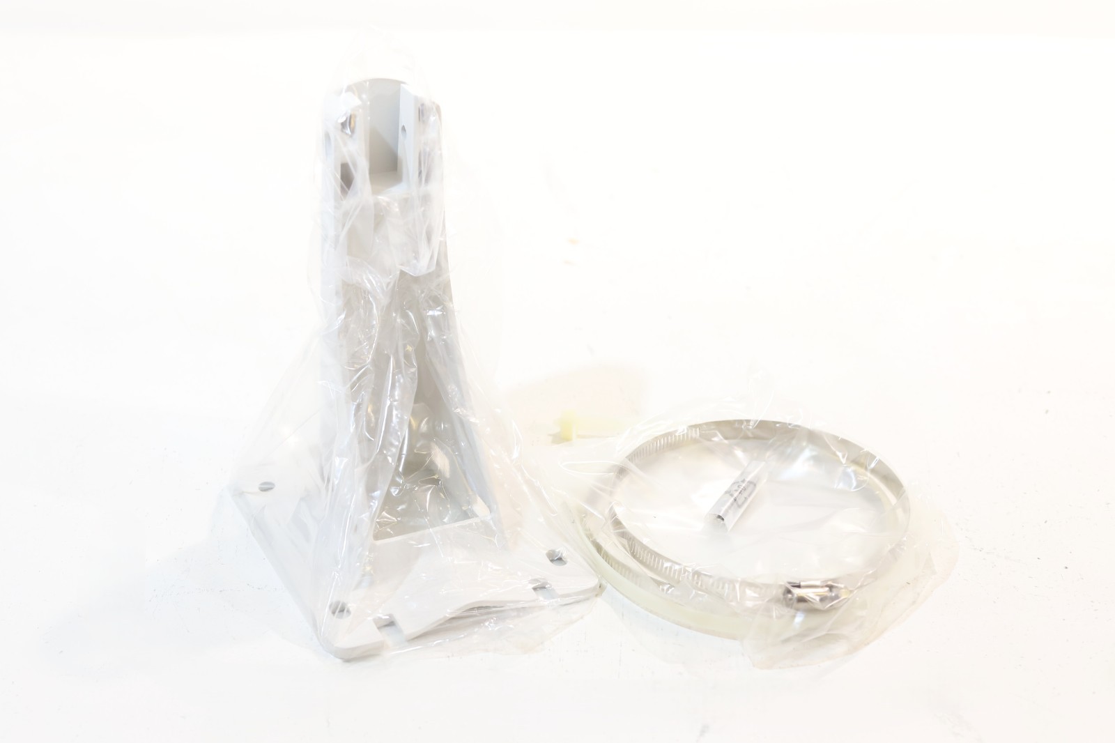 Точка доступа HPE Aruba JW053A Vertical Mounting kit For Access Points P/N: AP-270-MNT-V2 — фото 3