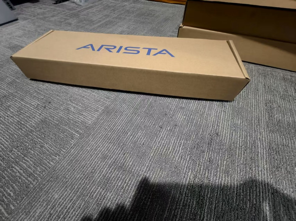Оборудование Cisco KIT-4POST-NT — фото 1