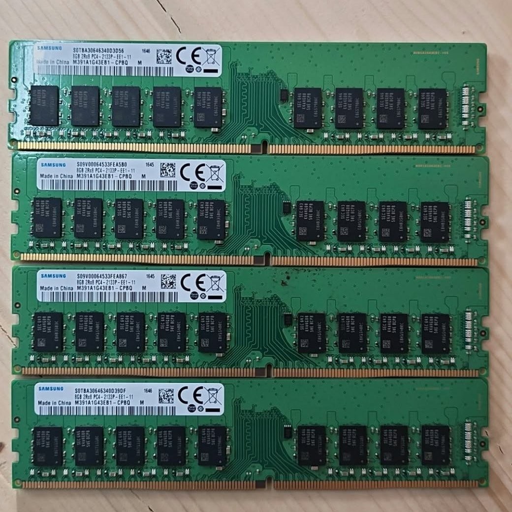 Память Samsung DDR4 8GB ECC UDIMM 2Rx8 2133 МТ/с (M391A1G43EB1-CPB) — фото 1