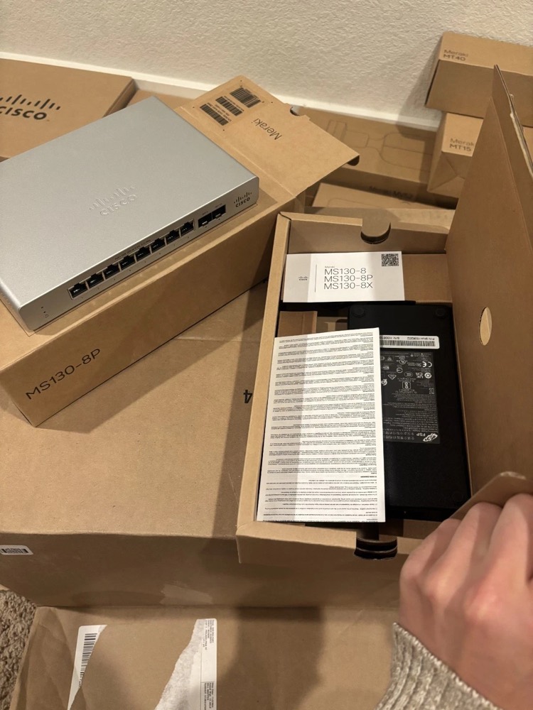 Коммутатор Cisco MS130-8P-HW — фото 3