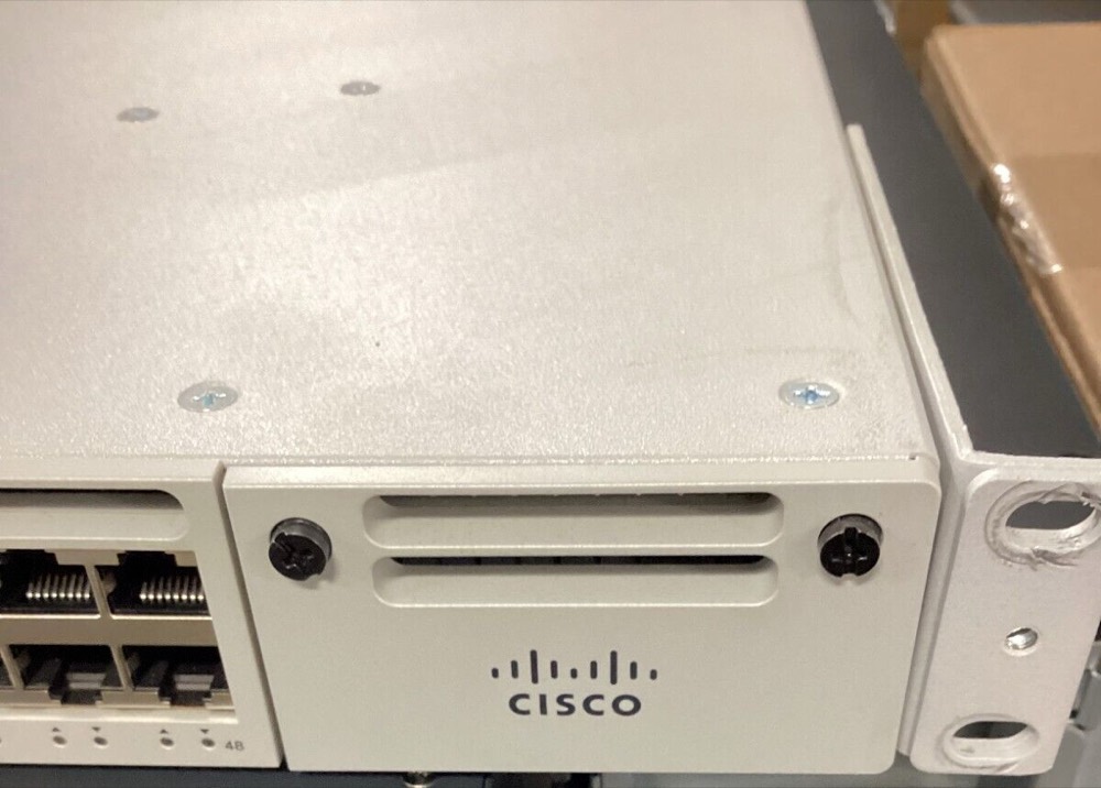 Коммутатор Cisco MS390 — фото 3