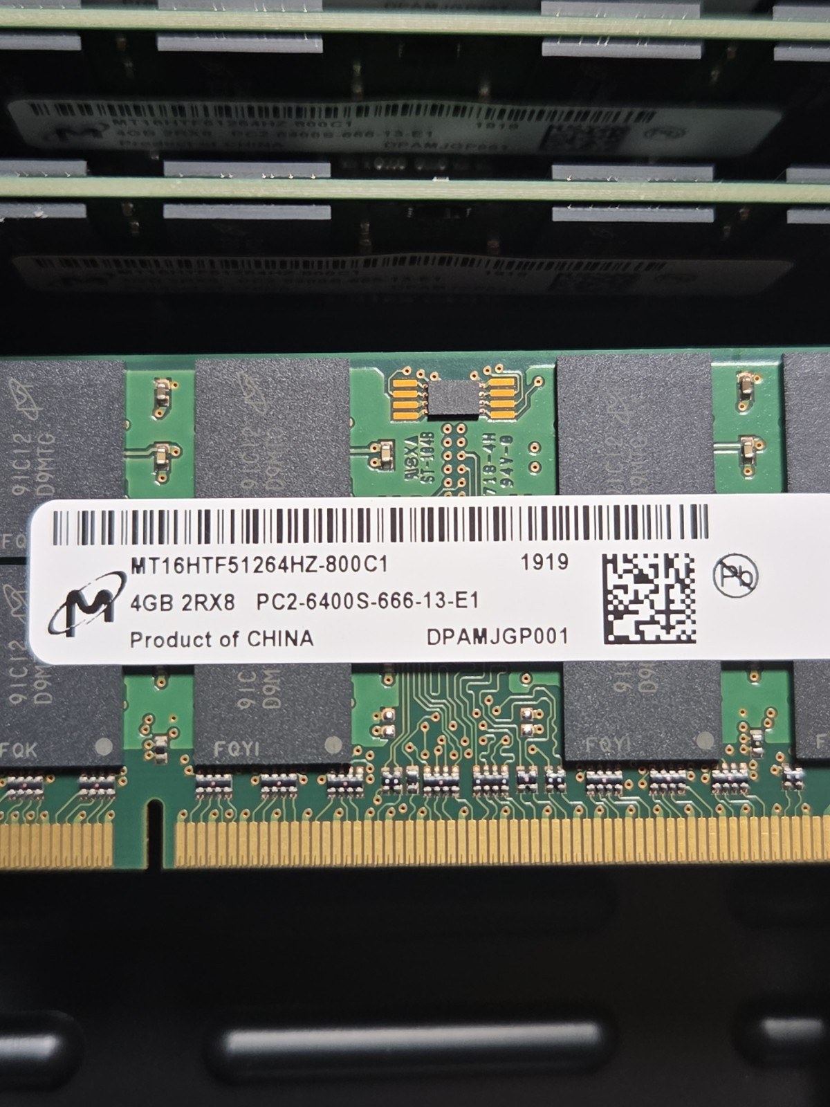 Память Micron DDR2 4GB SODIMM 800 МТ/с (MT16HTF51264HZ-800C1) — фото 2