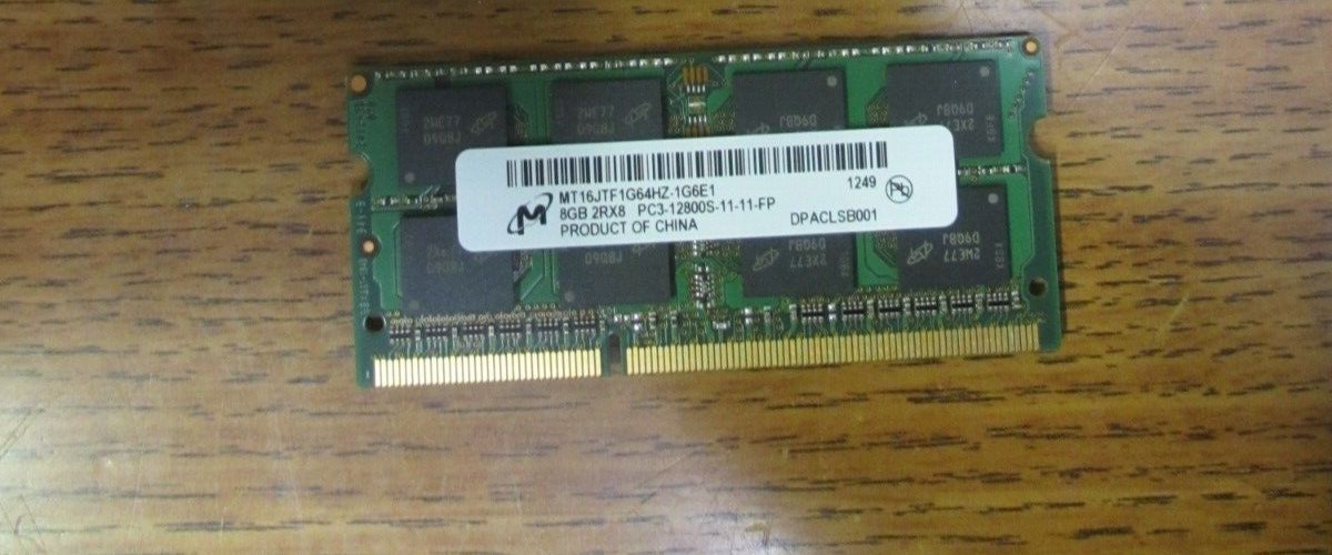 Память Micron DDR3 8GB SODIMM 1600 МТ/с (MT16JTF1G64HZ-1G6E1) — фото 1